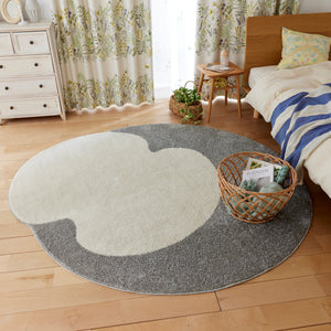 有機的な面白い形のデザインアートラグ ライスバムラグ アイボリー