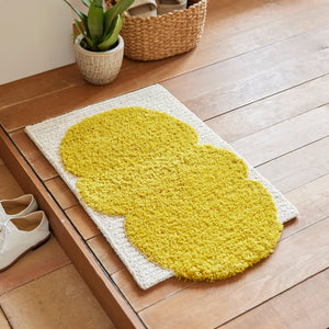 変形デザインがかわいいアートラグ カボチャクモマット イエロー