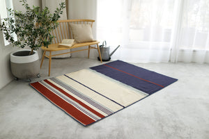 インパクトのあるカラーデザインラグ ミッドスタイル 3サイズ ネイビー - TOCO LIFE