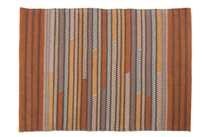 お洒落なネイティブ風ラグ AZUMA-44 ブラウン - TOCO LIFE