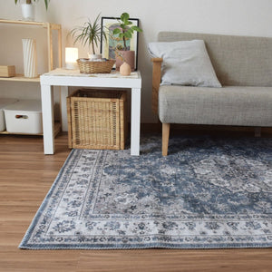 お洒落なデザインをリーズナブルに再現したヴィンテージ調プリントラグ SIMILAR グレー - TOCO LIFE