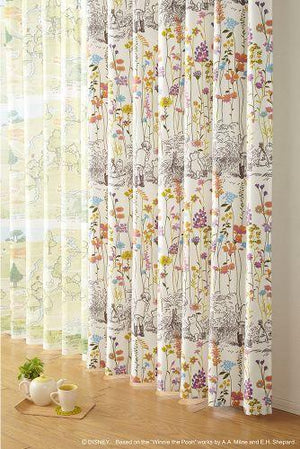 カラフルな花々が咲き誇る華やかな雰囲気の遮光カーテン Disney POOH/Garden place ピンク 1枚入り - TOCO LIFE