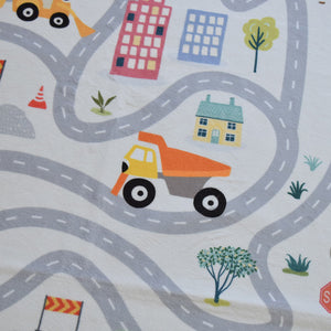 洗えるキッズラグ TOCO LIFE KIDS “ロードマップ 働く車と迷路” フランネル グレー