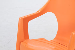 空間を彩る色鮮やかなガーデンデザインチェア GARBO 4脚セット オレンジ - TOCO LIFE