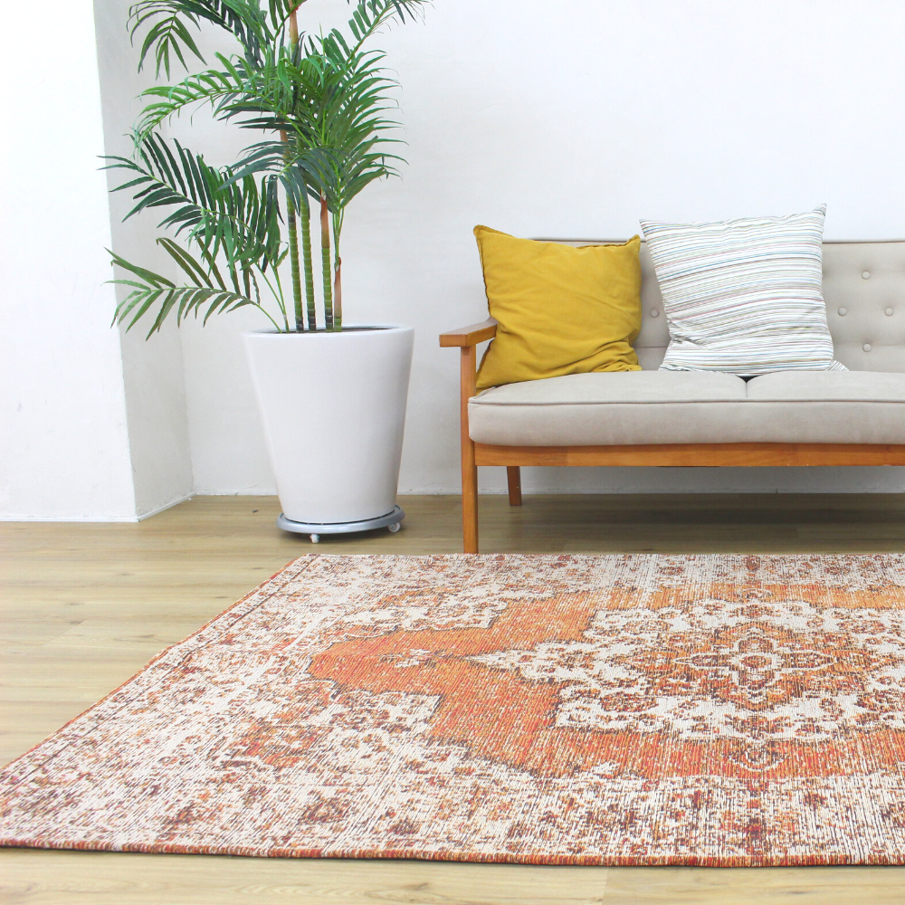 kei】オレンジブラウンとネイビーのヴィンテージトルコラグ No.561 kei kei】オレンジブラウンとネイビーのヴィンテージトルコラグ No.561 kei