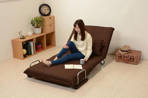 一人暮らしのお部屋にぴったりなコンパクトサイズのソファベッド PETORA ブラウン - TOCO LIFE