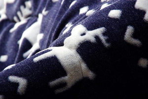 ノルディックテイストで冬らしいデザインのこたつ掛け布団 SESTA ネイビー - TOCO LIFE