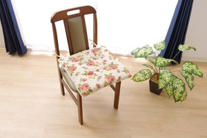 上品な風合いのあるエレガンス柄のジャガード織チェアクッション テセラ 同色2個組 アイボリー - TOCO LIFE