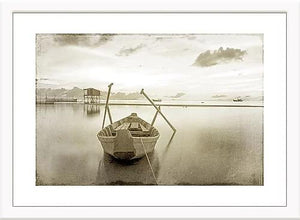 モダンでトレンドのインテリアに馴染むアートポスター Sunrise on the Lake - TOCO LIFE